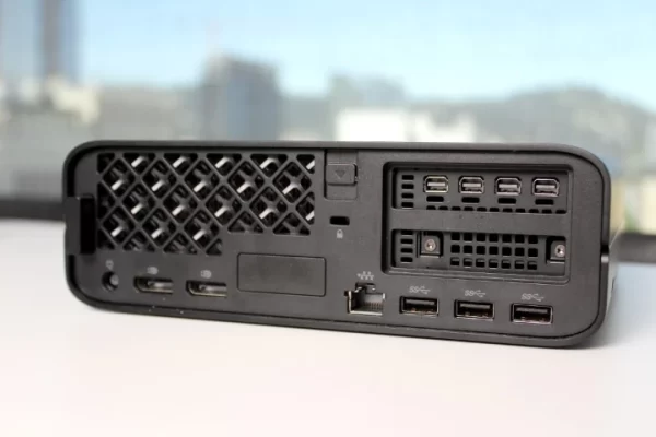 Cổng và tính nâng cấp của PC HP Z2 Mini G9