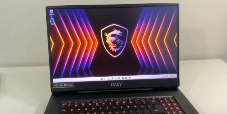 MSI GT77 Titan Gaming Laptop - Màn