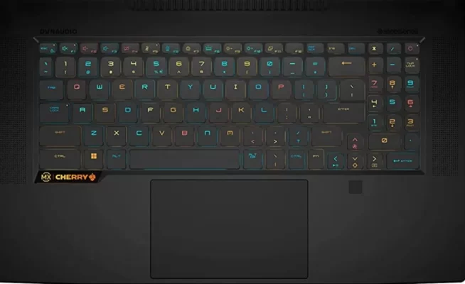 MSI Titan Laptop – Bàn phím và Touchpad